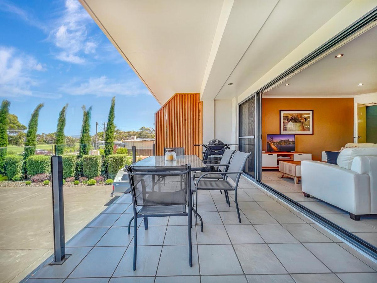Seachange Apartments Merimbula Exterior photo